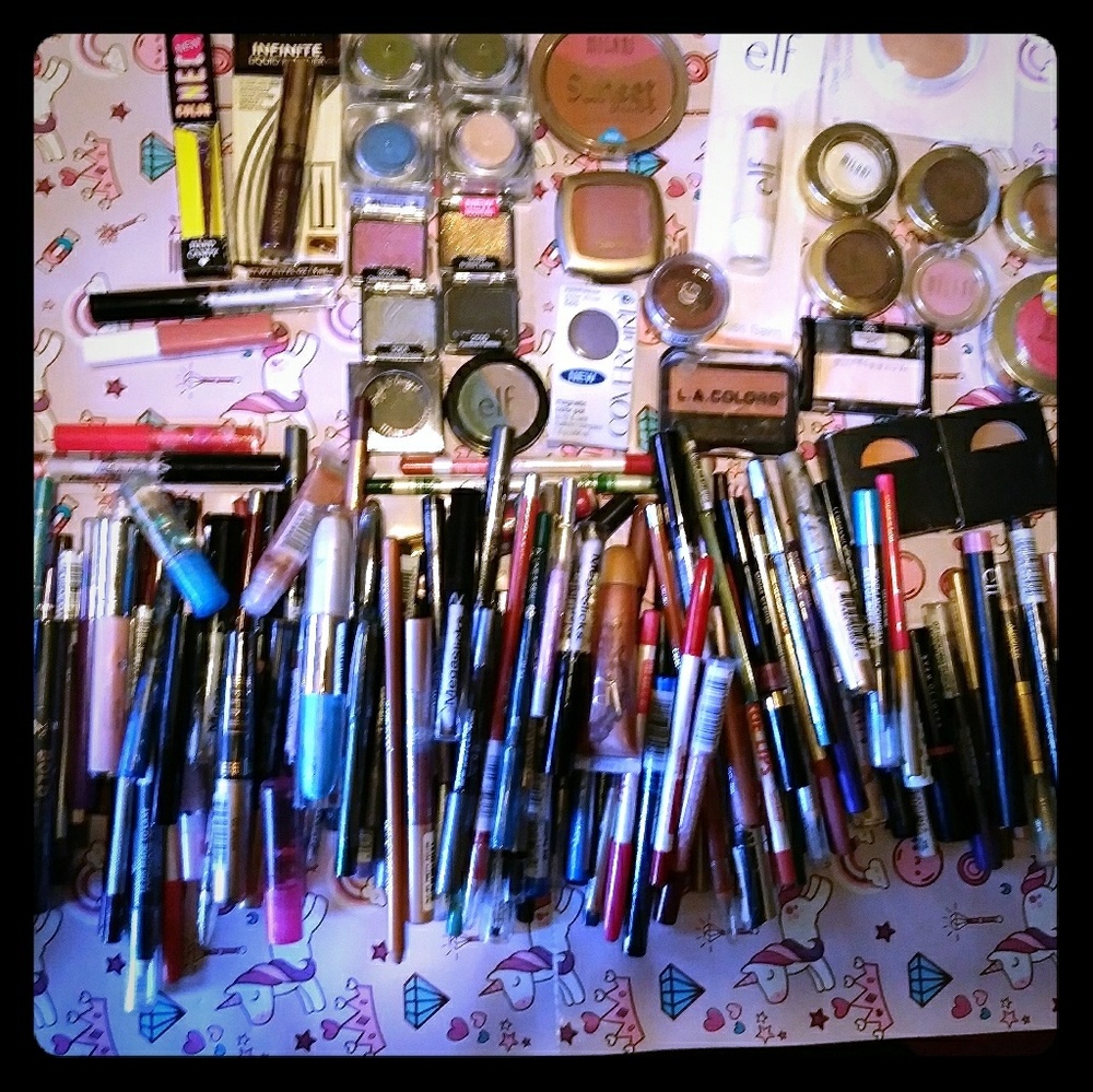 Huge lot over 170+ items